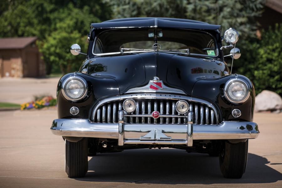  Buick Roadmaster Sedanet (76S-4707) 1946 года  (фото 3 из 26)